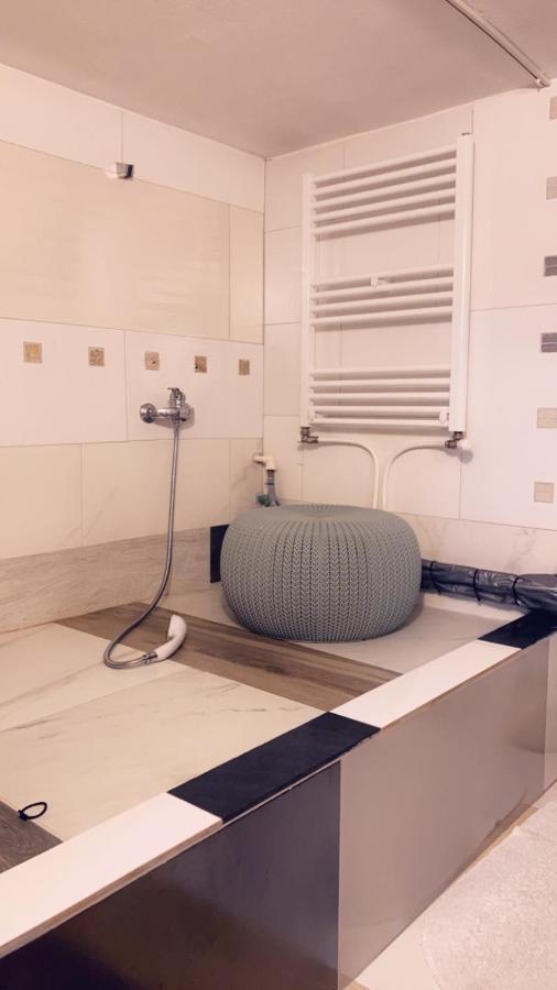 Boutique Suite 2 Cluj-Napoca Buitenkant foto